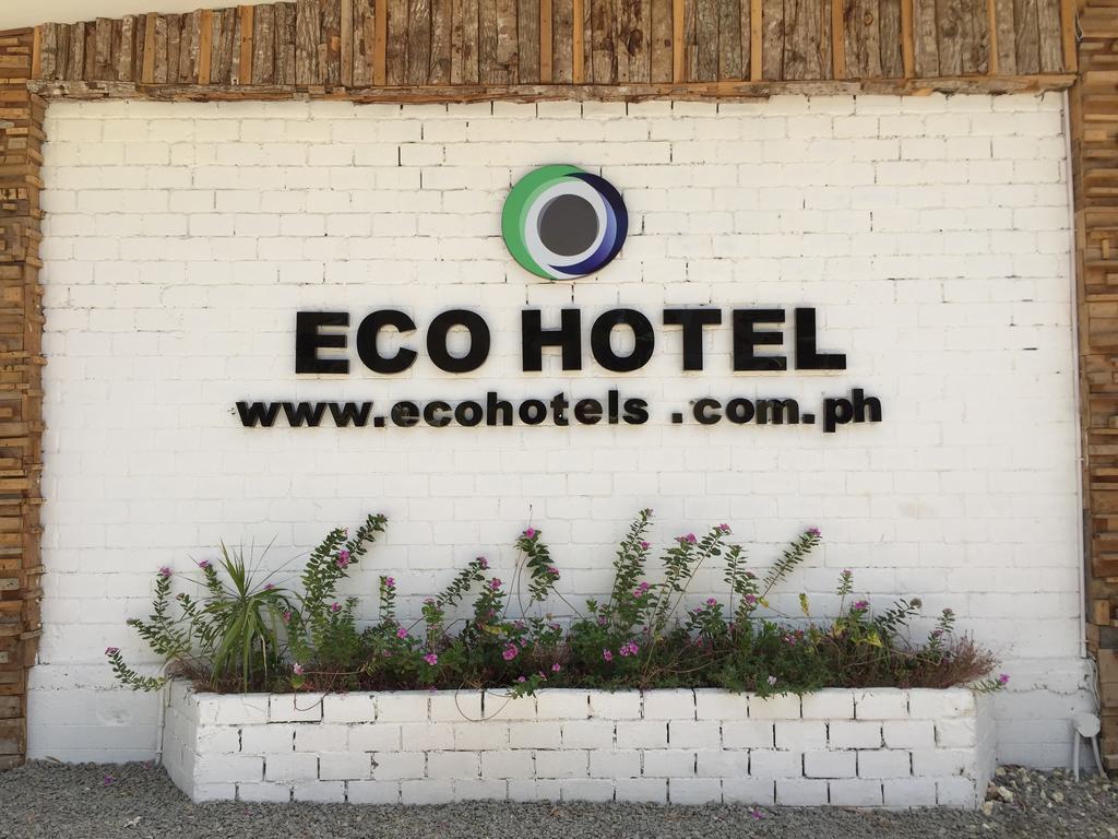 Serviced Apartments By Eco Hotel Bohol Panglao Bagian luar foto