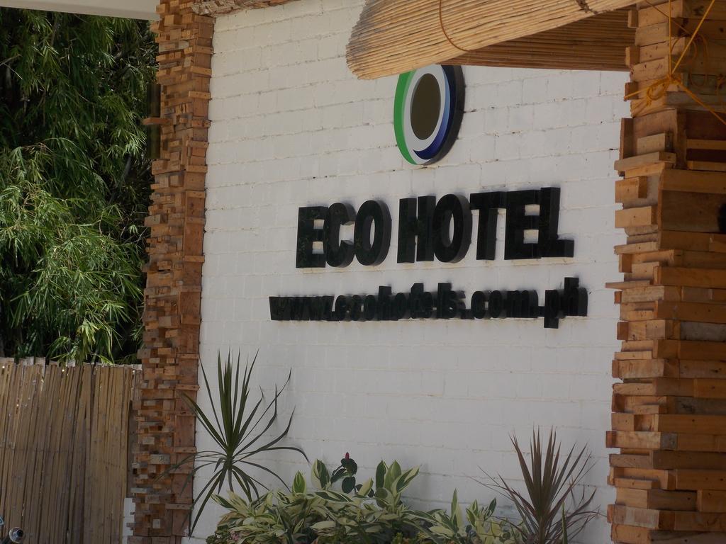 Serviced Apartments By Eco Hotel Bohol Panglao Bagian luar foto